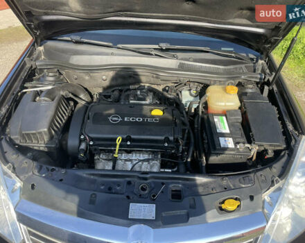 Чорний Опель Астра, об'ємом двигуна 1.6 л та пробігом 198 тис. км за 5250 $, фото 17 на Automoto.ua