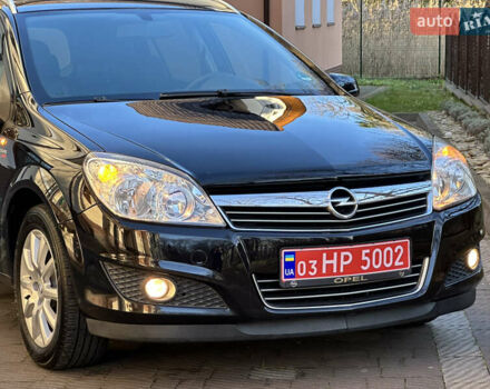Черный Опель Астра, объемом двигателя 1.6 л и пробегом 180 тыс. км за 5499 $, фото 83 на Automoto.ua