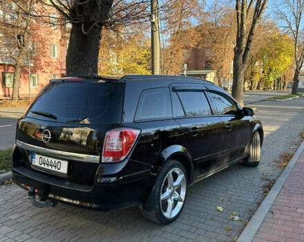 Черный Опель Астра, объемом двигателя 1.9 л и пробегом 191 тыс. км за 7000 $, фото 1 на Automoto.ua