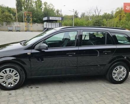 Черный Опель Астра, объемом двигателя 1.6 л и пробегом 209 тыс. км за 5850 $, фото 15 на Automoto.ua