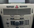 Черный Опель Астра, объемом двигателя 1.6 л и пробегом 243 тыс. км за 5400 $, фото 1 на Automoto.ua