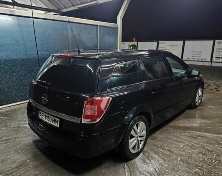 Черный Опель Астра, объемом двигателя 1.6 л и пробегом 226 тыс. км за 5900 $, фото 2 на Automoto.ua
