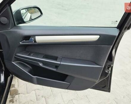 Черный Опель Астра, объемом двигателя 1.6 л и пробегом 209 тыс. км за 5850 $, фото 48 на Automoto.ua