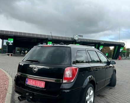 Черный Опель Астра, объемом двигателя 1.8 л и пробегом 225 тыс. км за 5800 $, фото 7 на Automoto.ua