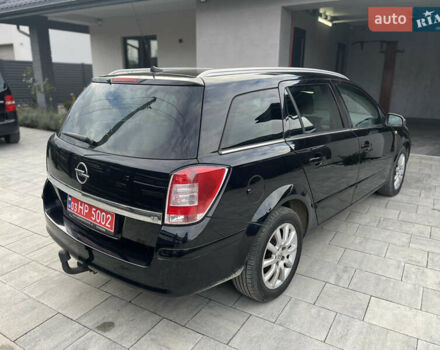 Чорний Опель Астра, об'ємом двигуна 1.6 л та пробігом 265 тис. км за 4700 $, фото 5 на Automoto.ua