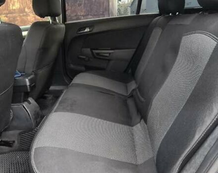 Черный Опель Астра, объемом двигателя 1.6 л и пробегом 267 тыс. км за 5500 $, фото 5 на Automoto.ua