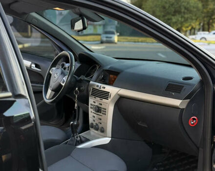 Черный Опель Астра, объемом двигателя 1.6 л и пробегом 194 тыс. км за 6499 $, фото 14 на Automoto.ua