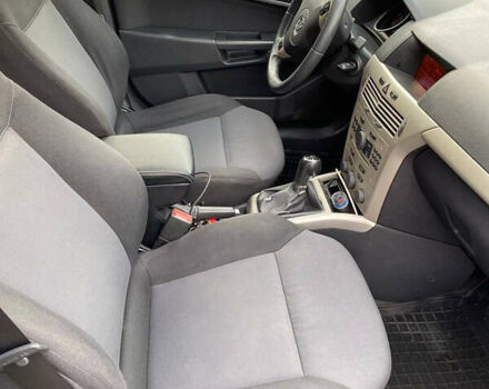 Опель Астра 2008 у Одесі на Automoto.ua Чорний Опель Астра, об'ємом двигуна 1.7 л та пробігом 312 тис. км за 5000 $, фото 1 на Automoto.ua