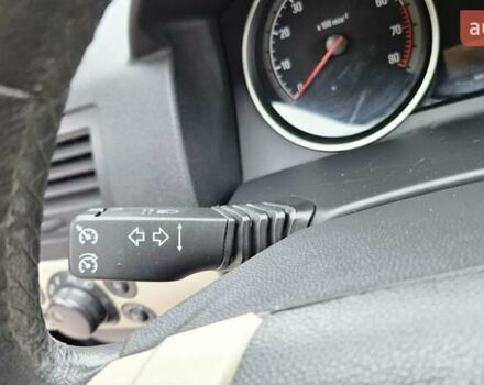 Черный Опель Астра, объемом двигателя 1.6 л и пробегом 209 тыс. км за 5850 $, фото 68 на Automoto.ua