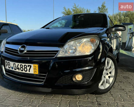 Черный Опель Астра, объемом двигателя 1.6 л и пробегом 197 тыс. км за 5700 $, фото 1 на Automoto.ua