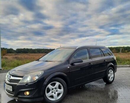 Черный Опель Астра, объемом двигателя 1.6 л и пробегом 281 тыс. км за 5900 $, фото 4 на Automoto.ua