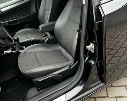 Чорний Опель Астра, об'ємом двигуна 1.6 л та пробігом 239 тис. км за 5999 $, фото 22 на Automoto.ua