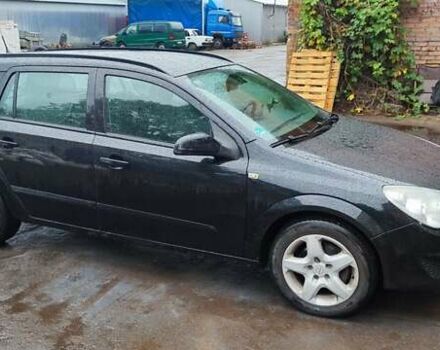 Опель Астра 2008 в Черняхове на Automoto.ua Черный Опель Астра, объемом двигателя 1.4 л и пробегом 264 тыс. км за 5100 $, фото 1 на Automoto.ua