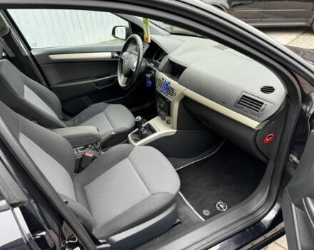 Чорний Опель Астра, об'ємом двигуна 1.6 л та пробігом 189 тис. км за 5900 $, фото 12 на Automoto.ua