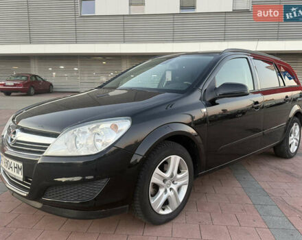 Черный Опель Астра, объемом двигателя 1.69 л и пробегом 260 тыс. км за 5550 $, фото 10 на Automoto.ua