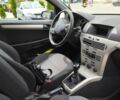 Черный Опель Астра, объемом двигателя 1.6 л и пробегом 270 тыс. км за 5600 $, фото 9 на Automoto.ua