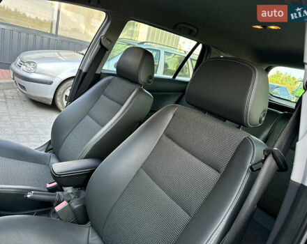 Черный Опель Астра, объемом двигателя 1.6 л и пробегом 196 тыс. км за 5700 $, фото 49 на Automoto.ua