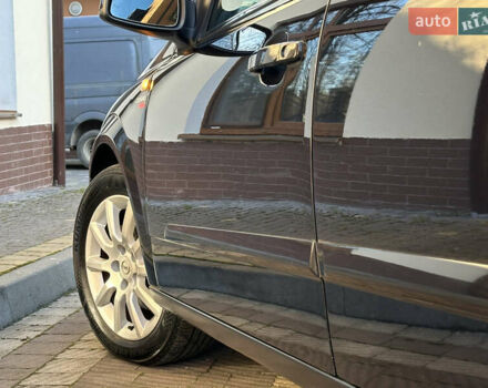 Черный Опель Астра, объемом двигателя 1.6 л и пробегом 180 тыс. км за 5499 $, фото 53 на Automoto.ua