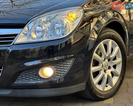 Черный Опель Астра, объемом двигателя 1.6 л и пробегом 180 тыс. км за 5499 $, фото 22 на Automoto.ua