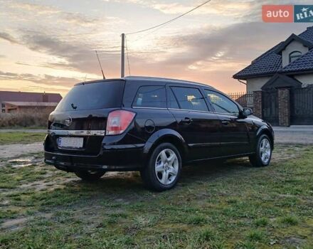 Черный Опель Астра, объемом двигателя 1.8 л и пробегом 177 тыс. км за 5199 $, фото 4 на Automoto.ua