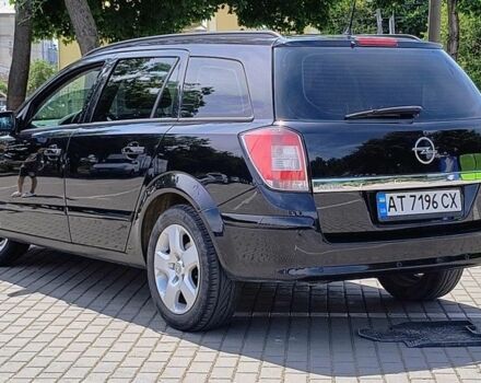 Черный Опель Астра, объемом двигателя 1.7 л и пробегом 260 тыс. км за 4700 $, фото 6 на Automoto.ua