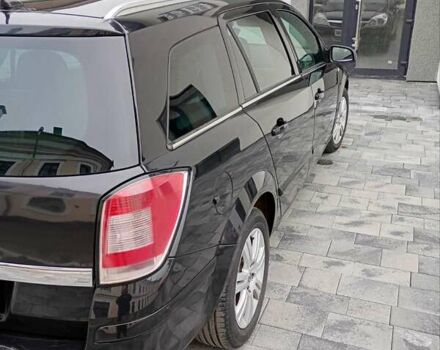 Опель Астра 2008 в Корце на Automoto.ua Черный Опель Астра, объемом двигателя 1.7 л и пробегом 307 тыс. км за 4750 $, фото 4 на Automoto.ua