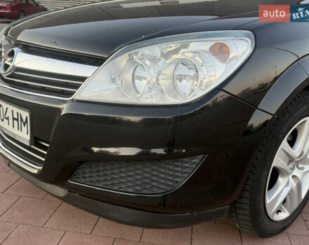 Черный Опель Астра, объемом двигателя 1.69 л и пробегом 260 тыс. км за 5550 $, фото 17 на Automoto.ua