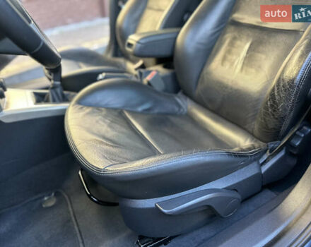 Черный Опель Астра, объемом двигателя 1.6 л и пробегом 180 тыс. км за 5499 $, фото 143 на Automoto.ua