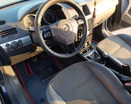 Опель Астра 2008 у Луцьку на Automoto.ua Чорний Опель Астра, об'ємом двигуна 1.6 л та пробігом 228 тис. км за 4900 $, фото 8 на Automoto.ua