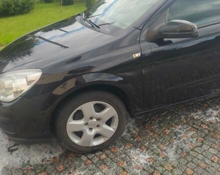 Черный Опель Астра, объемом двигателя 1.6 л и пробегом 200 тыс. км за 6000 $, фото 15 на Automoto.ua