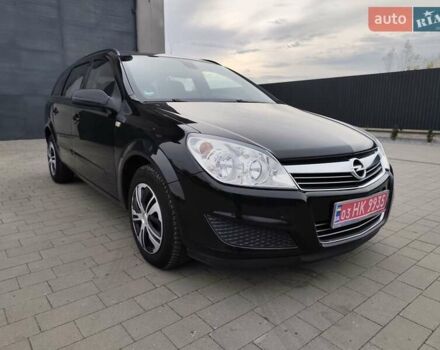 Чорний Опель Астра, об'ємом двигуна 1.6 л та пробігом 217 тис. км за 5400 $, фото 1 на Automoto.ua