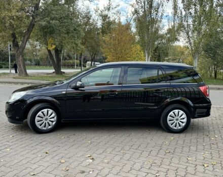 Черный Опель Астра, объемом двигателя 1.6 л и пробегом 223 тыс. км за 5950 $, фото 2 на Automoto.ua