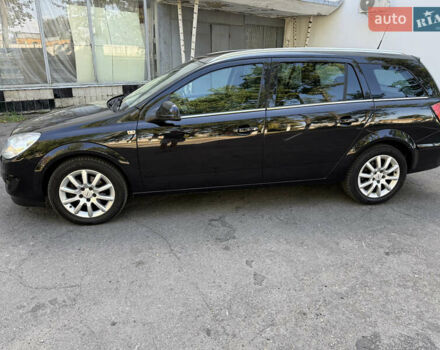 Черный Опель Астра, объемом двигателя 1.6 л и пробегом 219 тыс. км за 6000 $, фото 5 на Automoto.ua