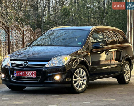 Черный Опель Астра, объемом двигателя 1.6 л и пробегом 180 тыс. км за 5499 $, фото 12 на Automoto.ua