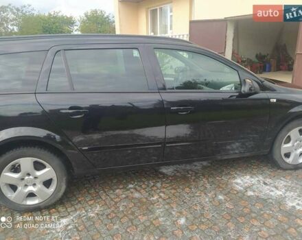 Черный Опель Астра, объемом двигателя 1.6 л и пробегом 200 тыс. км за 6000 $, фото 3 на Automoto.ua