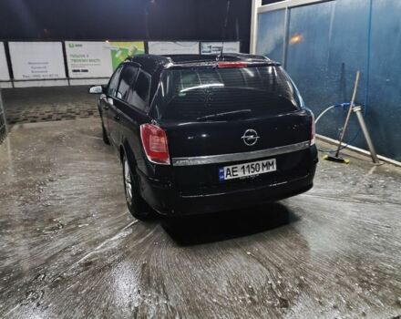 Черный Опель Астра, объемом двигателя 1.6 л и пробегом 226 тыс. км за 5900 $, фото 3 на Automoto.ua