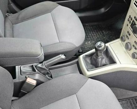 Черный Опель Астра, объемом двигателя 1.6 л и пробегом 210 тыс. км за 5850 $, фото 40 на Automoto.ua