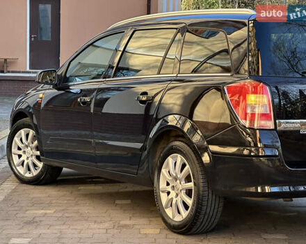 Черный Опель Астра, объемом двигателя 1.6 л и пробегом 180 тыс. км за 5499 $, фото 42 на Automoto.ua