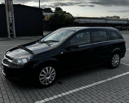 Черный Опель Астра, объемом двигателя 1.8 л и пробегом 405 тыс. км за 5500 $, фото 2 на Automoto.ua