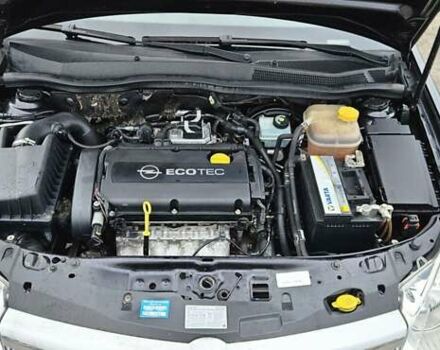 Черный Опель Астра, объемом двигателя 1.6 л и пробегом 210 тыс. км за 5850 $, фото 41 на Automoto.ua