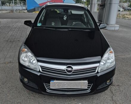 Опель Астра 2008 в Черкассах на Automoto.ua Черный Опель Астра, объемом двигателя 0 л и пробегом 175 тыс. км за 5700 $, фото 6 на Automoto.ua