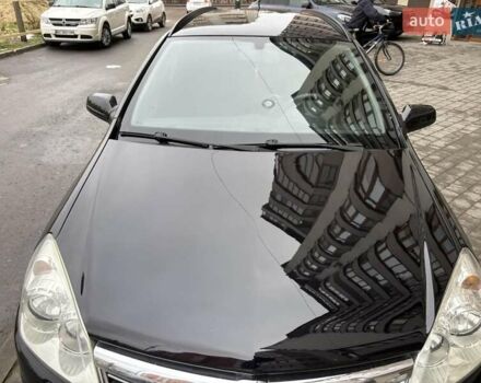 Черный Опель Астра, объемом двигателя 1.7 л и пробегом 276 тыс. км за 5200 $, фото 12 на Automoto.ua