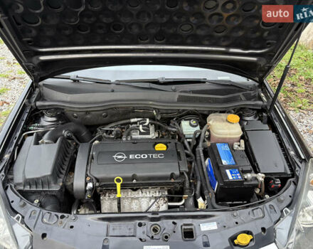 Чорний Опель Астра, об'ємом двигуна 1.6 л та пробігом 208 тис. км за 5400 $, фото 42 на Automoto.ua