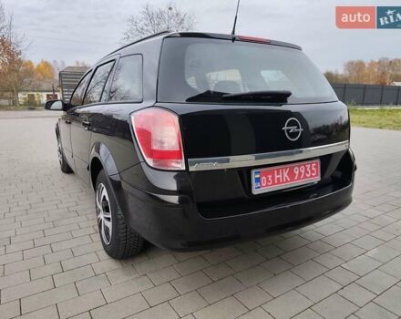 Чорний Опель Астра, об'ємом двигуна 1.6 л та пробігом 217 тис. км за 5600 $, фото 6 на Automoto.ua