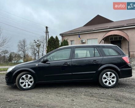 Черный Опель Астра, объемом двигателя 1.8 л и пробегом 209 тыс. км за 5600 $, фото 7 на Automoto.ua