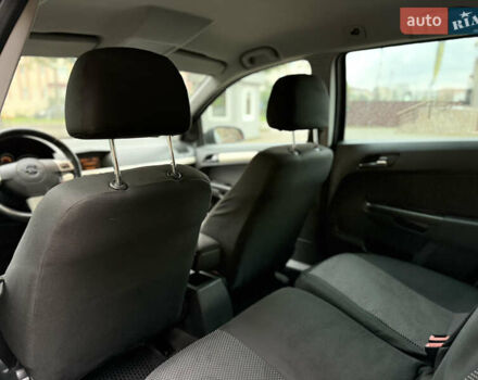 Опель Астра 2008 в Ровно на Automoto.ua Черный Опель Астра, объемом двигателя 1.7 л и пробегом 330 тыс. км за 4300 $, фото 53 на Automoto.ua