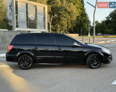 Черный Опель Астра, объемом двигателя 1.6 л и пробегом 194 тыс. км за 6499 $, фото 2 на Automoto.ua