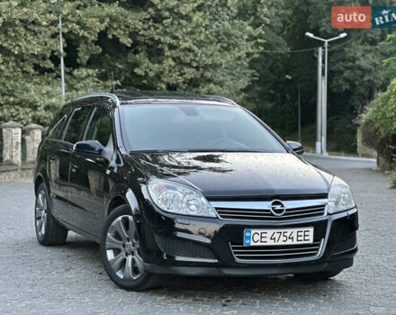 Черный Опель Астра, объемом двигателя 1.69 л и пробегом 280 тыс. км за 5600 $, фото 2 на Automoto.ua