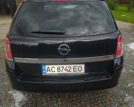 Черный Опель Астра, объемом двигателя 1.6 л и пробегом 200 тыс. км за 6000 $, фото 5 на Automoto.ua