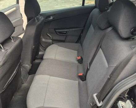 Опель Астра 2008 в Черкассах на Automoto.ua Черный Опель Астра, объемом двигателя 1.6 л и пробегом 175 тыс. км за 5500 $, фото 11 на Automoto.ua